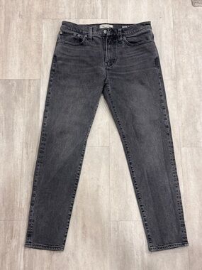Madewell Relaxed Tapered Jeans